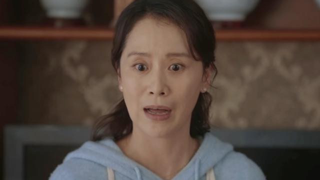 张颂文|《心居》开播，双女主给我的惊喜，远远不及张颂文的“油腻”带感