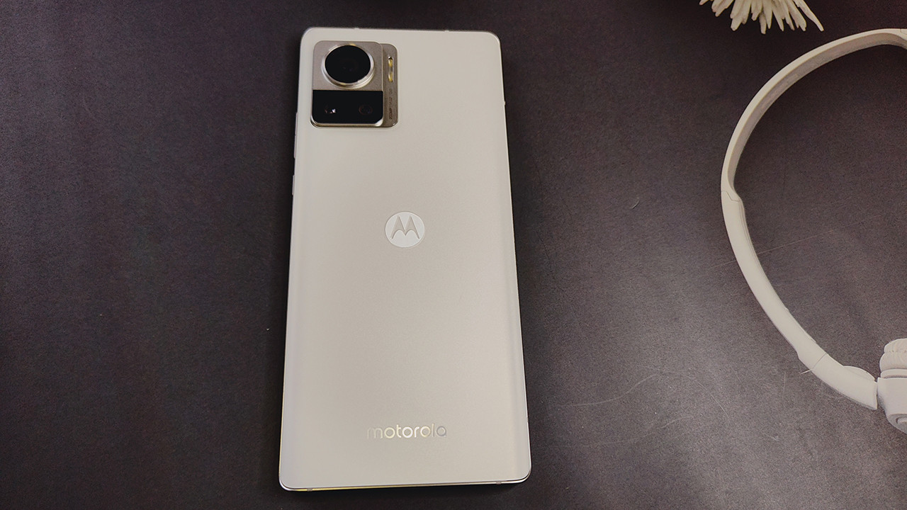 摩托罗拉|moto X30 Pro详细测评，两亿像素不是噱头，同价位用料最均衡