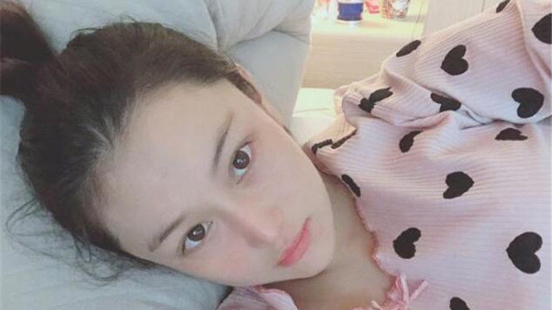 张馨予|素颜状态像村姑？看看36岁的张馨予，肤质细腻光滑被赞像少女