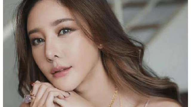 tangmo|那个落水身亡的泰国女明星，突然又复活了