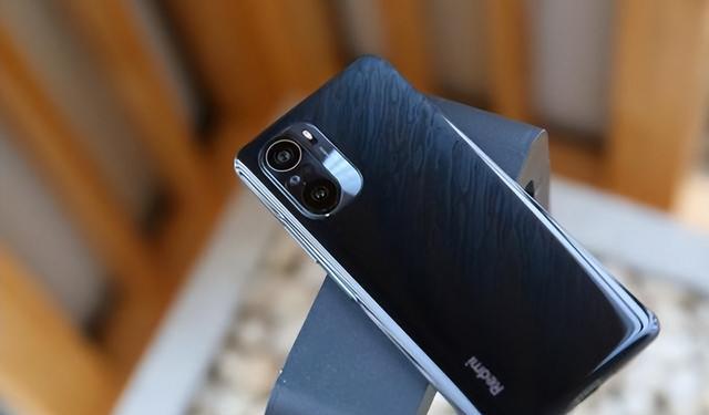 荣耀|618期间这3款手机最值得买,售价都不超过2599元,你更喜欢哪一款