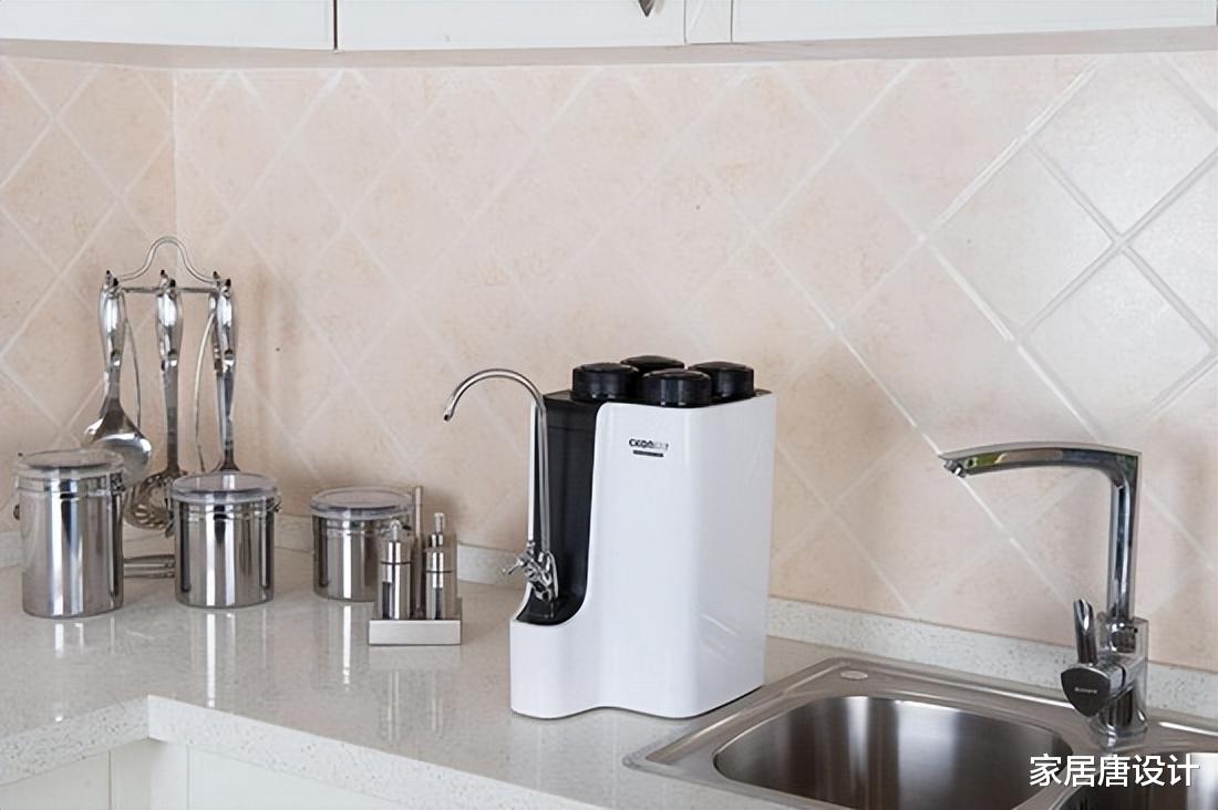 净水器|有废水要插电和无废水不插电的净水器，哪个更好？售货员说出实话