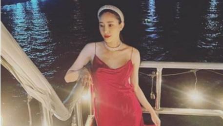 工作室|37岁女星乘快艇离奇坠河身亡，星妈态度逆转，网友知道真相后怒了