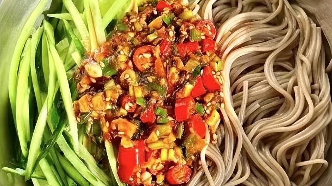 荞麦面|刘畊宏夫妻减脂操火了，来瞅瞅3分钟就做好的减脂餐吧