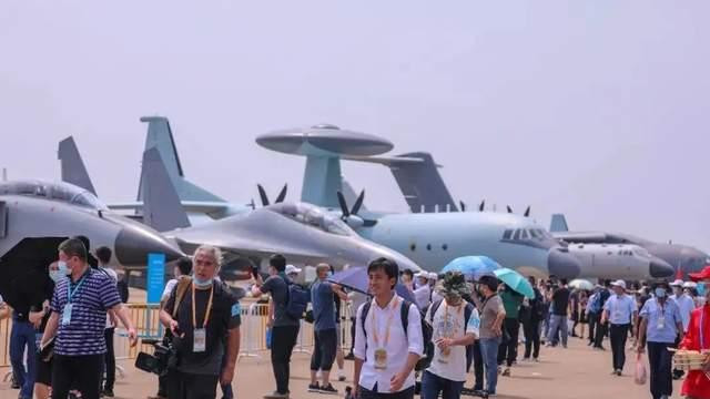 一口价20亿，052DE驱逐舰公开出口，意向客户就有9个之多