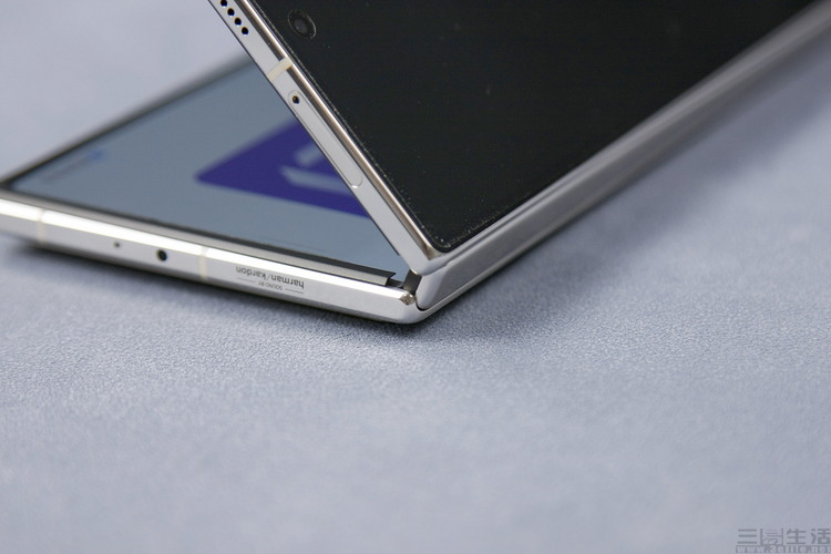 折叠屏|折叠屏笔记本电脑？为什么我们暂时并不看好