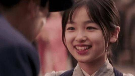 大后寿寿花|被千万人表白“我等你长大”，如今她27岁长成这样，谁还敢说等