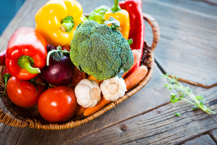4种蔬菜已被列入“致癌名单”，吃多了会致癌？这4种才真的要少吃