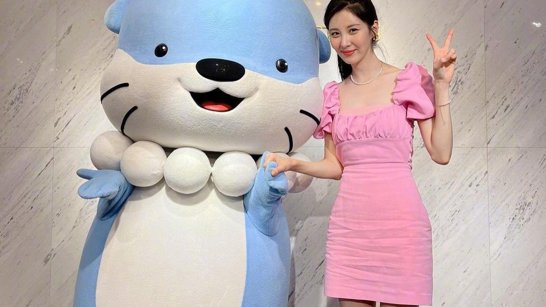 徐玄|少女时代徐贤，晒出近况美照，秀出可乐瓶型身材，魅力十足公主美