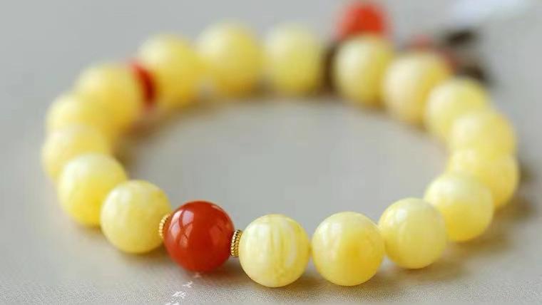 蜜蜡|蜜蜡藏深意，只待有缘人！