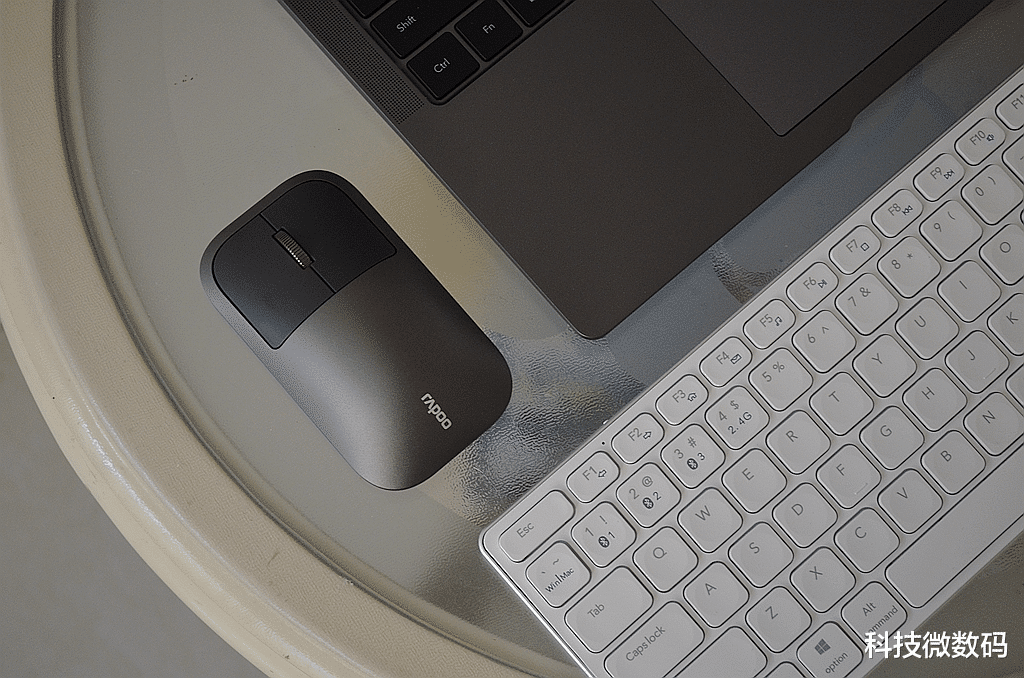 iPhone|笔记本电脑的绝佳伴侣，雷柏刀锋键鼠套装，用了再也停不下来