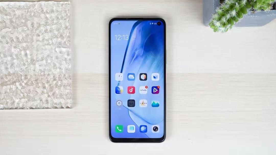 英特尔|目前性价比最高的千元机，搭载骁龙870处理器，8GB+128GB仅1579元