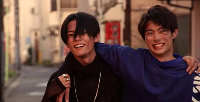 武魂|假面骑士利维斯：大二刷新最速吃瘪记录，万丈龙我直呼精彩操作！