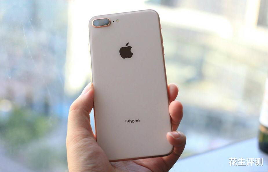 iOS|iOS15.6续航大增？iPhone8P升级后发现续航真的提升了，推荐升级