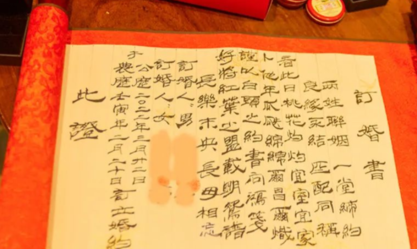 爱情故事|男玩家爆写万字爱情故事火遍全服后,又被官方画成漫画全网宣传