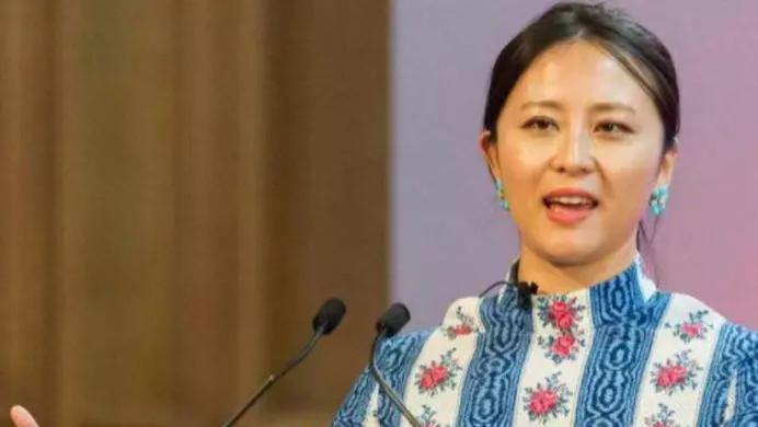 中国顶级女博士金刻羽, 中国应无条件支持美国, 最终下场大快人心