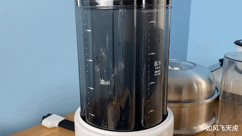 扫地机器人|每天省出1.8小时闲暇时间,提高幸福感的智能电器你拥有了吗?