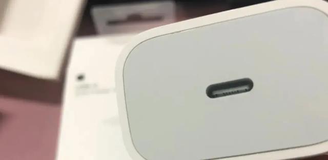 苹果|苹果又被罚款了!不附赠充电头,每人赔付7000元