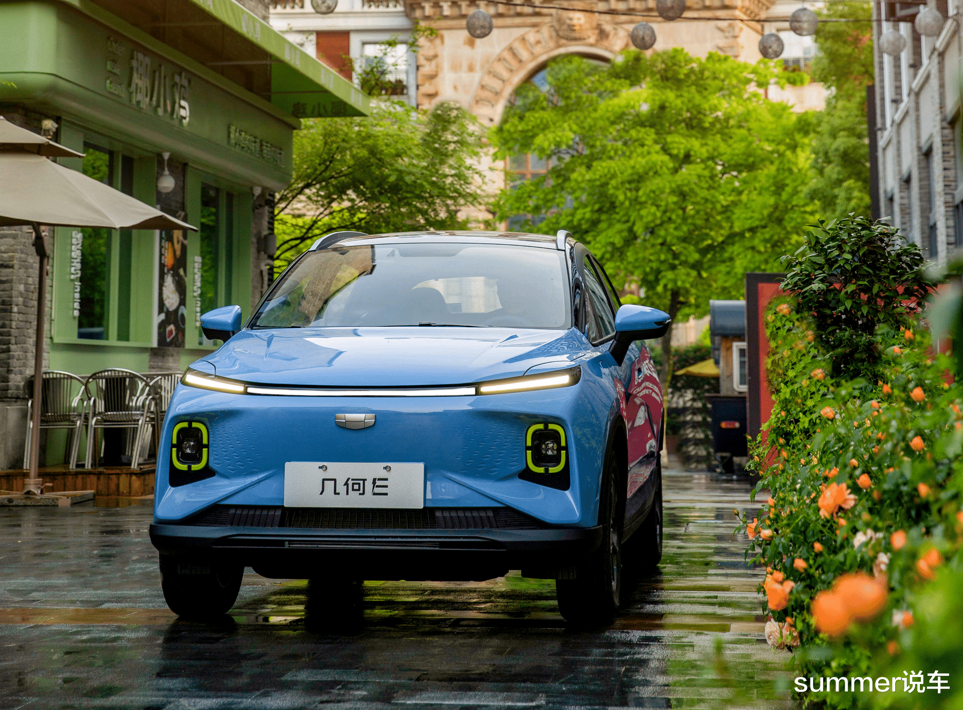 纯电续航401公里,起售价8.68万元,小型纯电SUV几何E正式上市