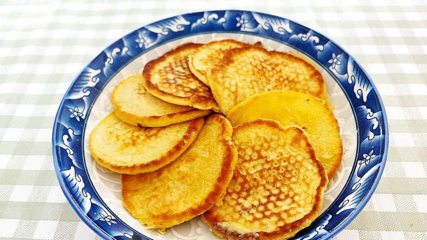 牛奶|牛奶新吃法，10分钟搞定，奶香浓郁，松软香甜，一家老小抢着吃