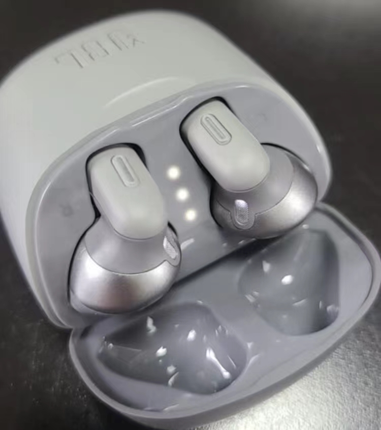 无线耳机|618尾声，看看我新发掘的一个宝藏无线耳机和手机，超有趣！