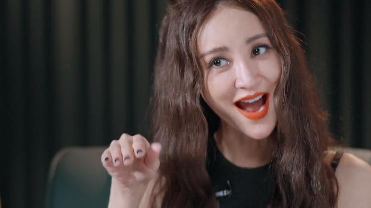 于文文|连输五次，于文文为何仍是人气选手？看了张歆艺的后采，我明白了