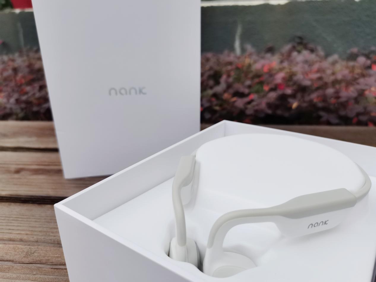 耳机|运动装备哪家强?金牌健身教练刘畊宏推荐南卡运动耳机!