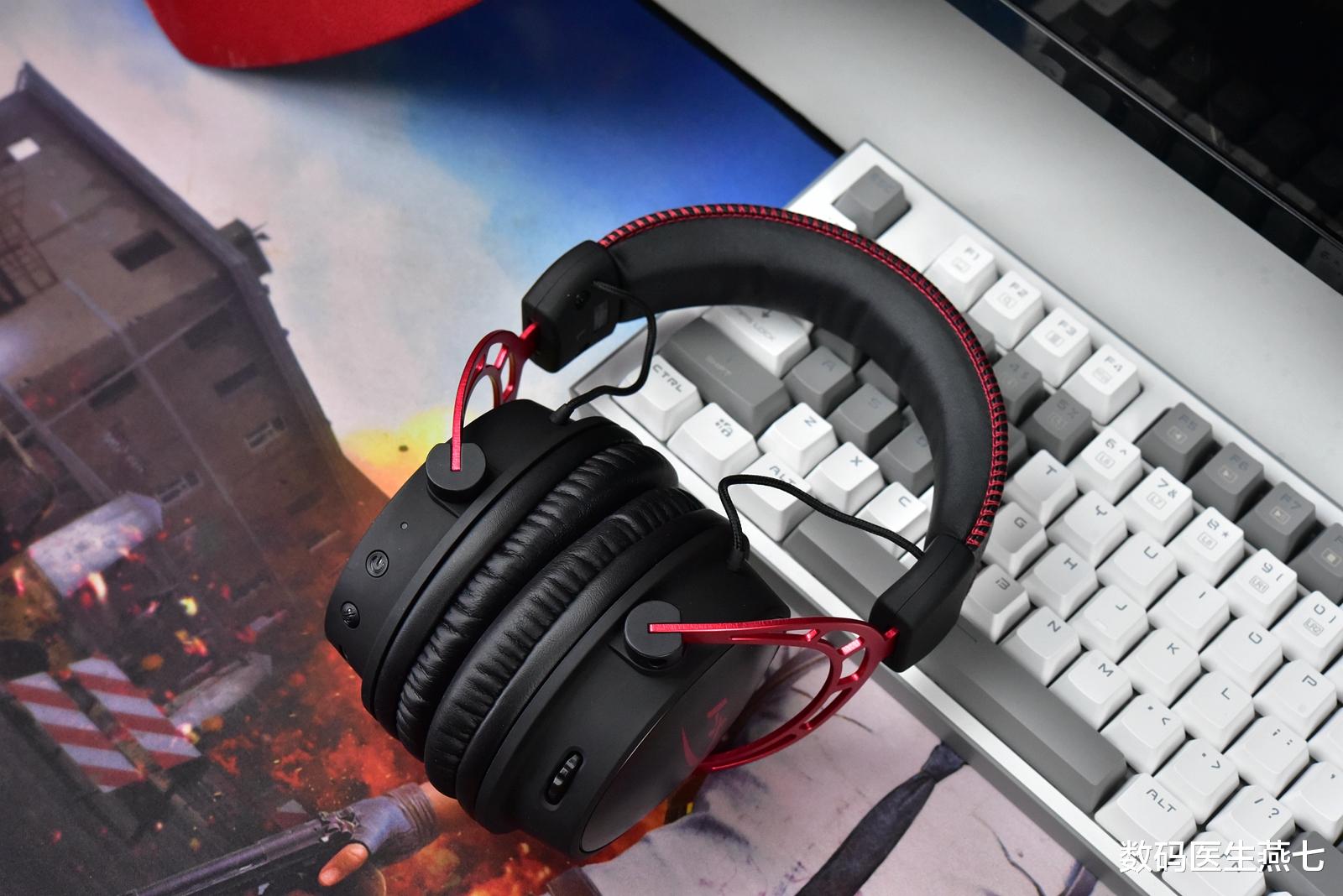 英特尔|充电一次用半年，游戏玩家都知这款电竞耳机的好，就是费银子