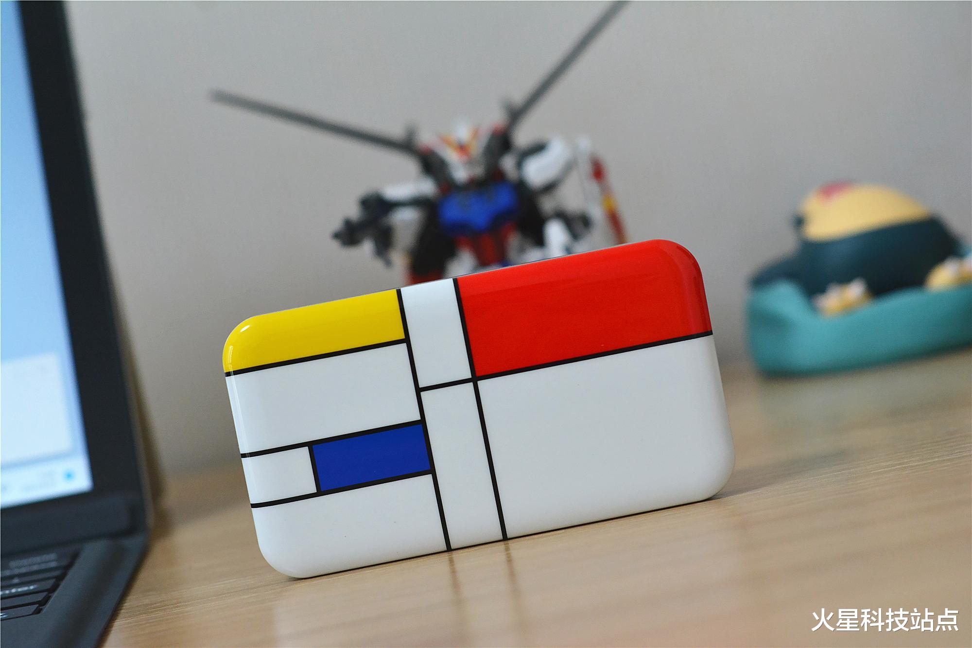 |1T容量，每秒读写超过1000MB，奥睿科移动固态硬盘开箱体验