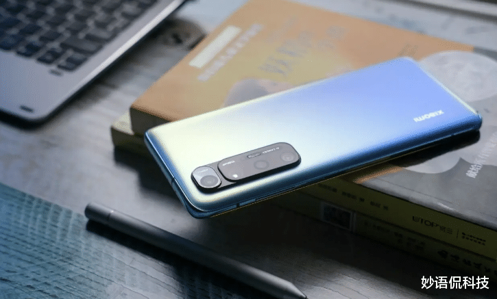 海信视像|同样搭载骁龙870,为啥行内人更推荐小米10S,却不是小米12X?