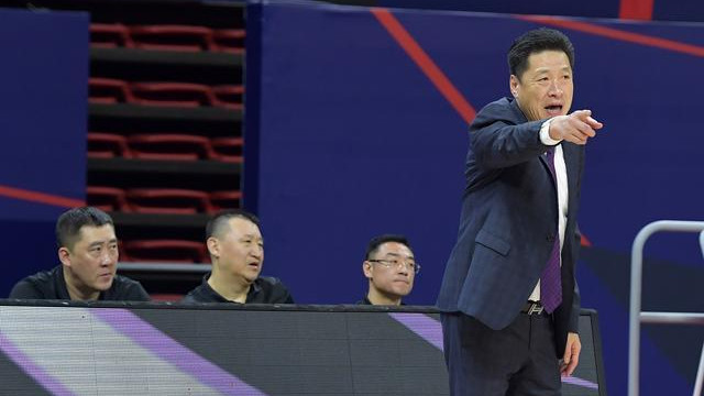 上海男篮|只会虐菜？上海两大输球罪人被揪出，9000万两笔签约成赛季败笔