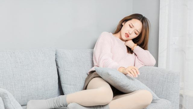 楼上邻居非说我蹭暖，让我给他500元蹭暖费，可以不给吗？