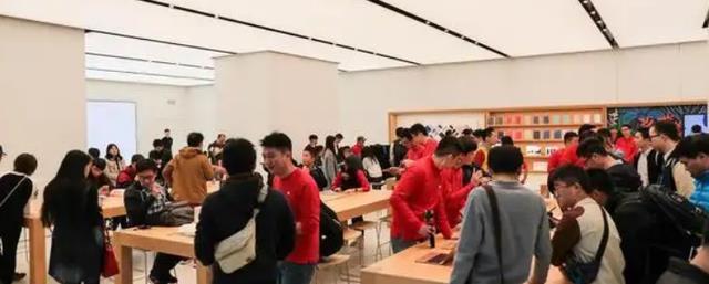 苹果|苹果为啥区别对待中国消费者？揭秘那些年被阉割的iPhone服务