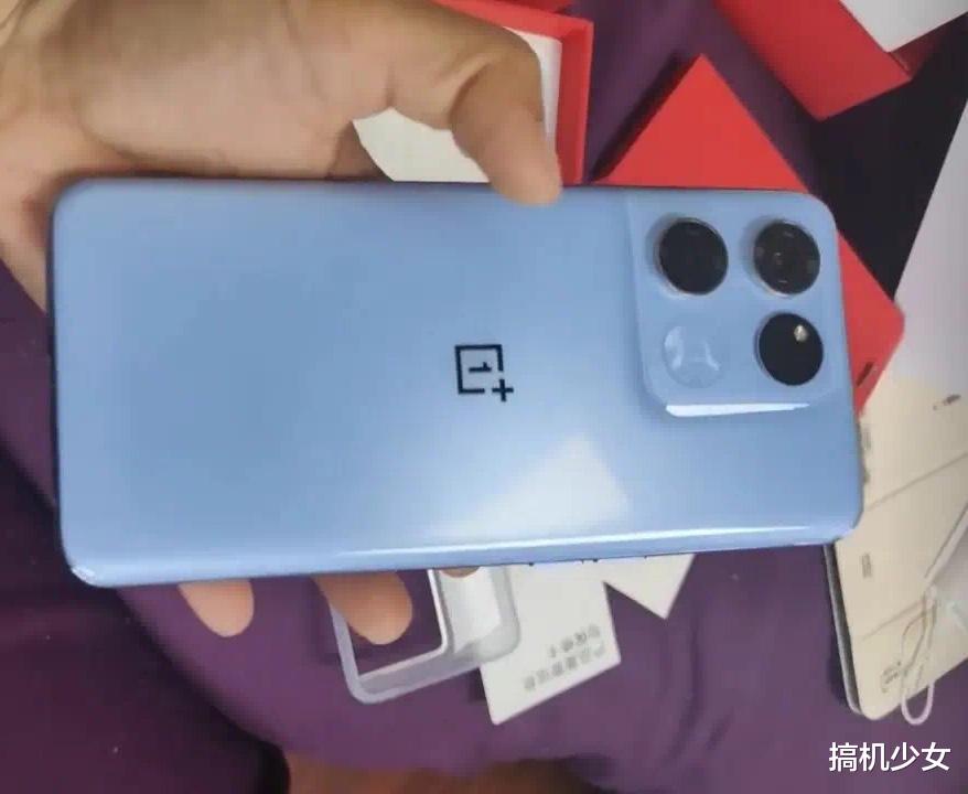 液晶显示器|友商真香LCD屏手机,天玑8100+五千电池+67W快充,到手价仅1799元