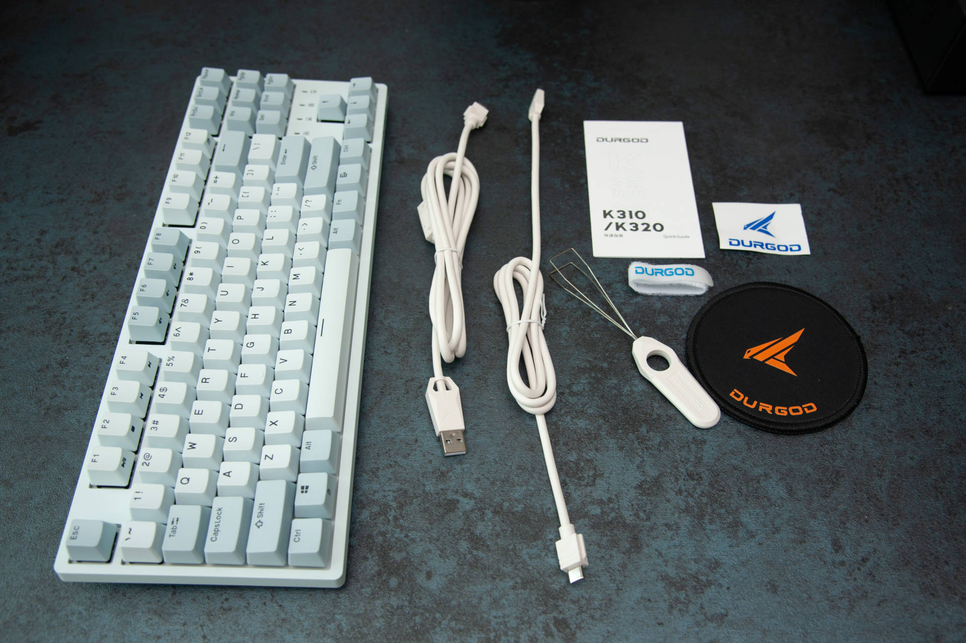 机械键盘|可盐可甜 杜伽K320红轴机械键盘 浅雾蓝