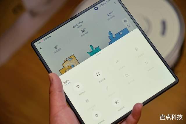 音箱|石头扫拖机器人T8 Plus上手：大吸力+集尘设计，一年只倒6次垃圾？
