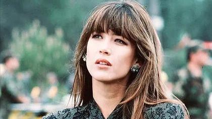 苏菲·玛索|“法兰西之吻”苏菲玛索55岁了：从人间极品到美人迟暮，她有多美