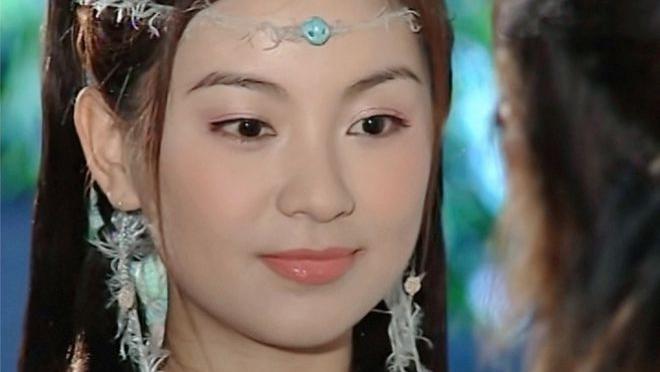 苏有朋|苏有朋版《倚天》女演员真扛老，18年了，12位女神没一个颜垮