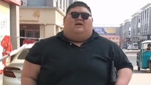 教练 王浩楠减重485斤后复胖，在训练营偷懒逃跑被抓：你女朋友呢