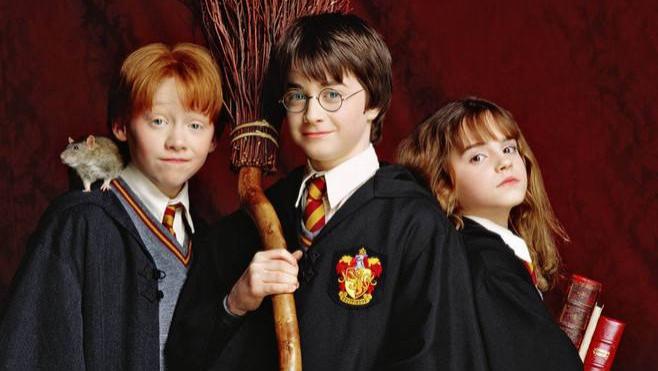 哈利·波特|《哈利波特》21年后：女主瘦脱相，俩男主长残，有的配角酷帅逆袭