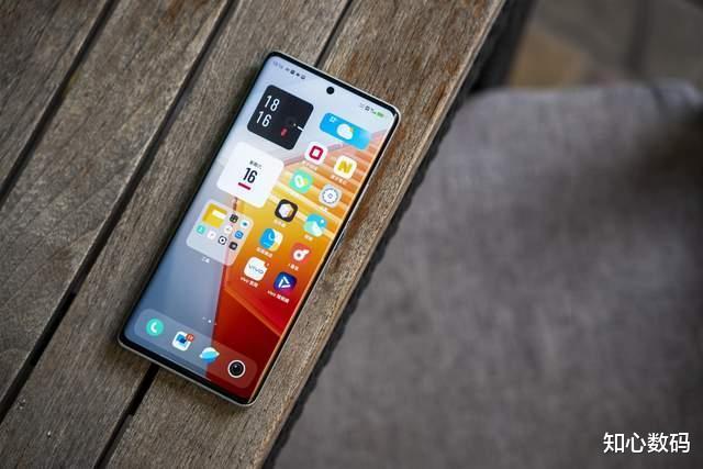 小米科技|2022年买旗舰手机，这5款好评率最高，闭着眼买就行