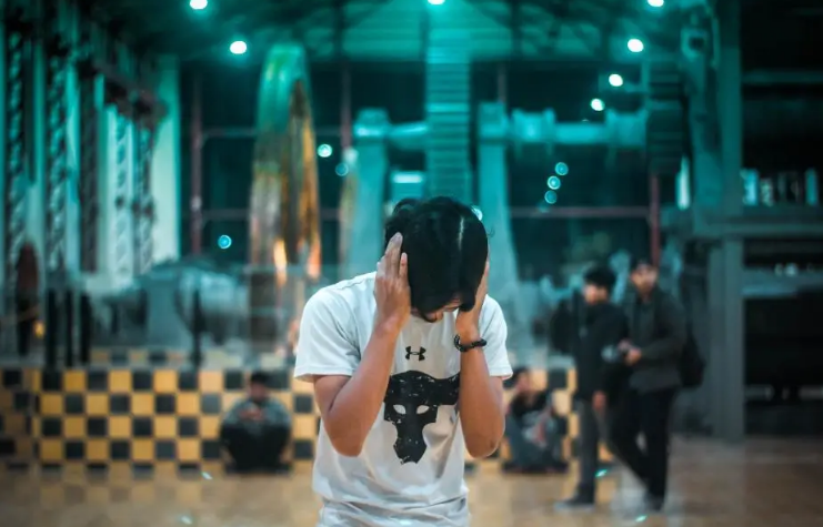 骨传导耳机|经常使用耳机对耳朵听力有影响吗?哪种耳机不伤听力?