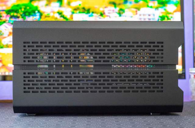 机箱|桌面美学典范,基于 12700 + B660I 打造的性能小钢炮