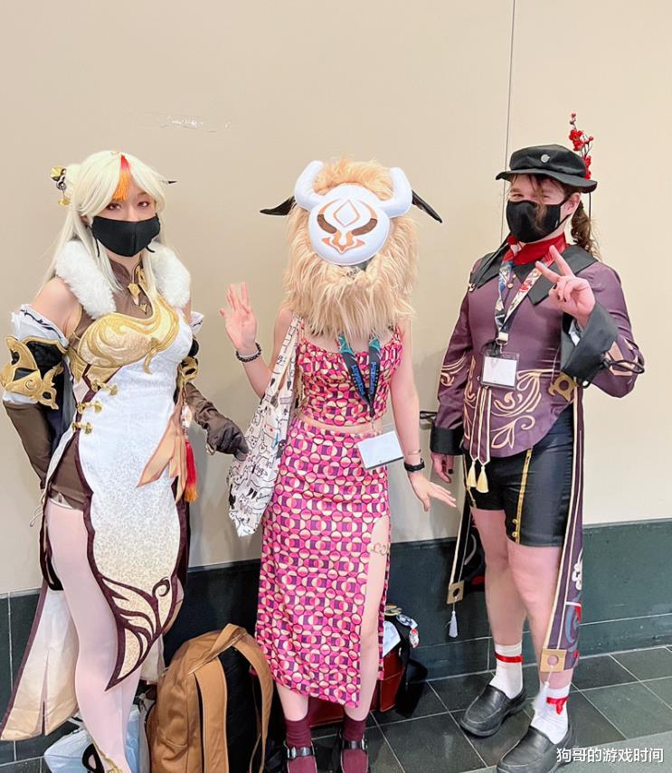 原神|原神：最受欢迎的cos，原神角色看见全都跪了，仔细一想很服气