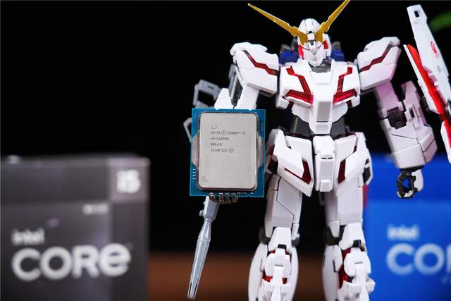 iPhone|黑化特供来袭,i5-12490F搭配微星B660M,性能提升值得你 期待