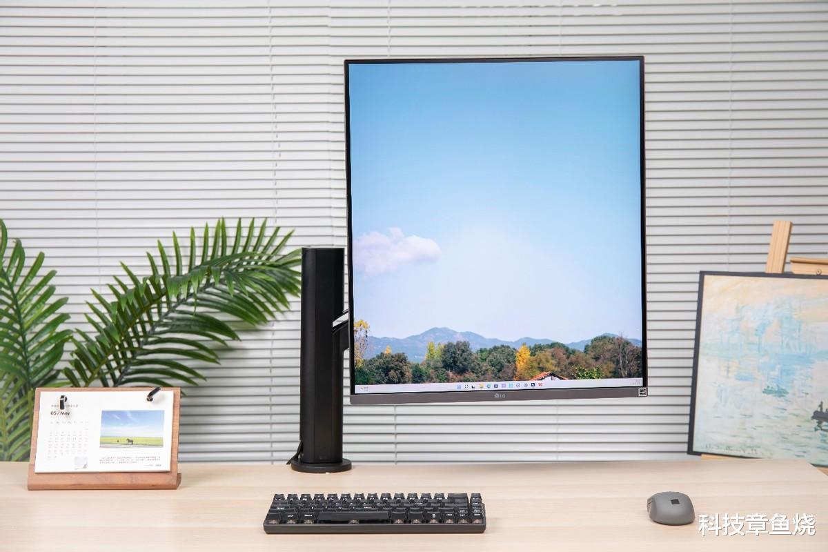 英特尔|办公总是腰酸背痛?看看这几款显示器或许让你更舒服