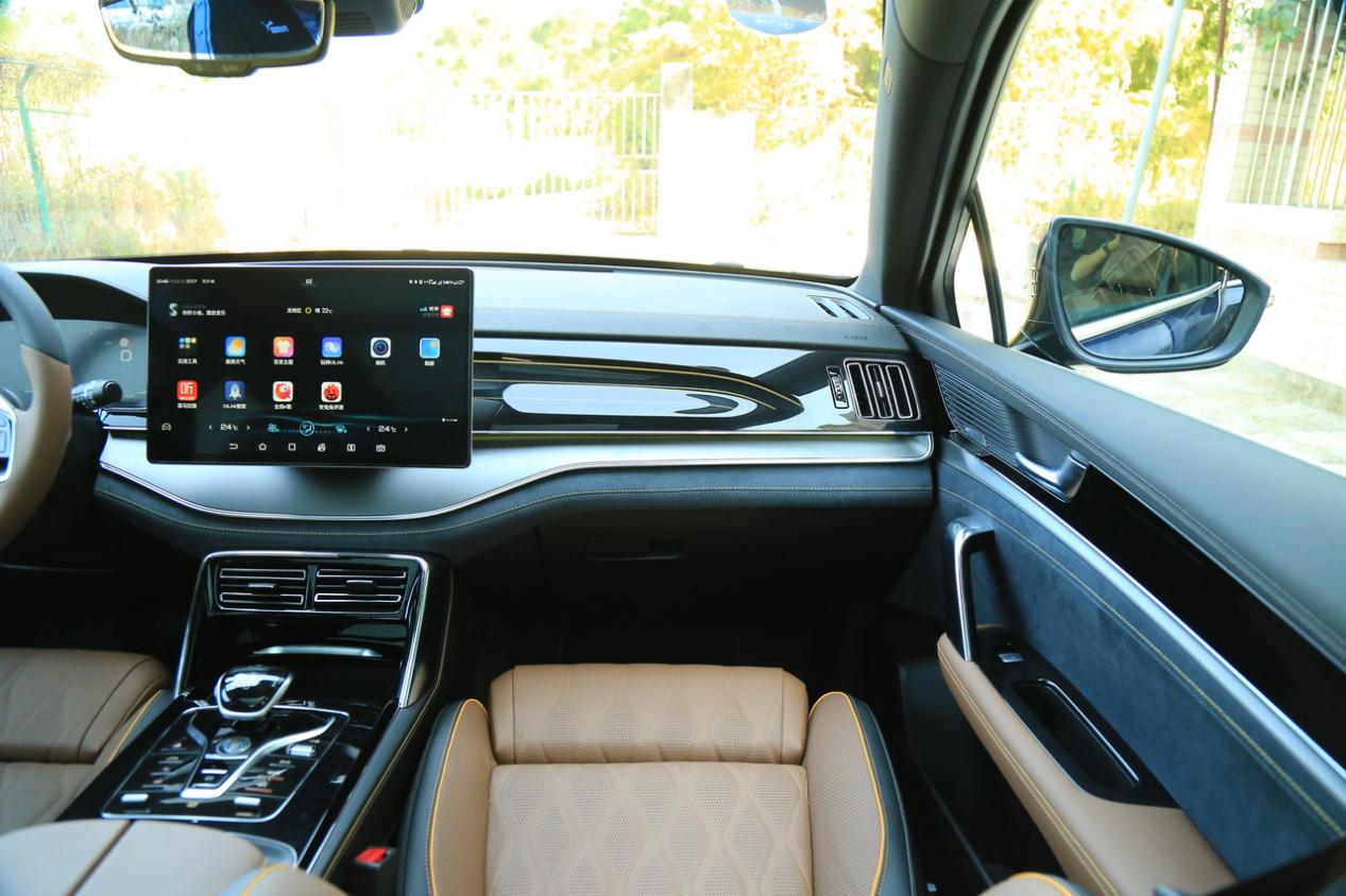 carplay|全新一代CarPlay亮相：传统汽车智能化的产物