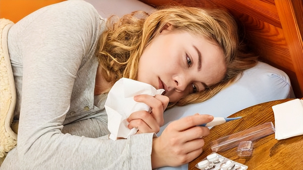 关节炎|一旦确诊新冠阳性，吃阿莫西林能管用？警示：小心把自己吃进医院