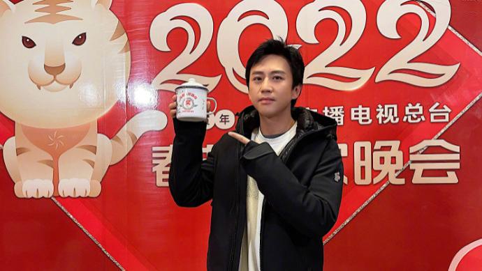 张凯丽|邓超回应首登春晚“兴奋表演”，听到其真实目的，网友纷纷为他点赞
