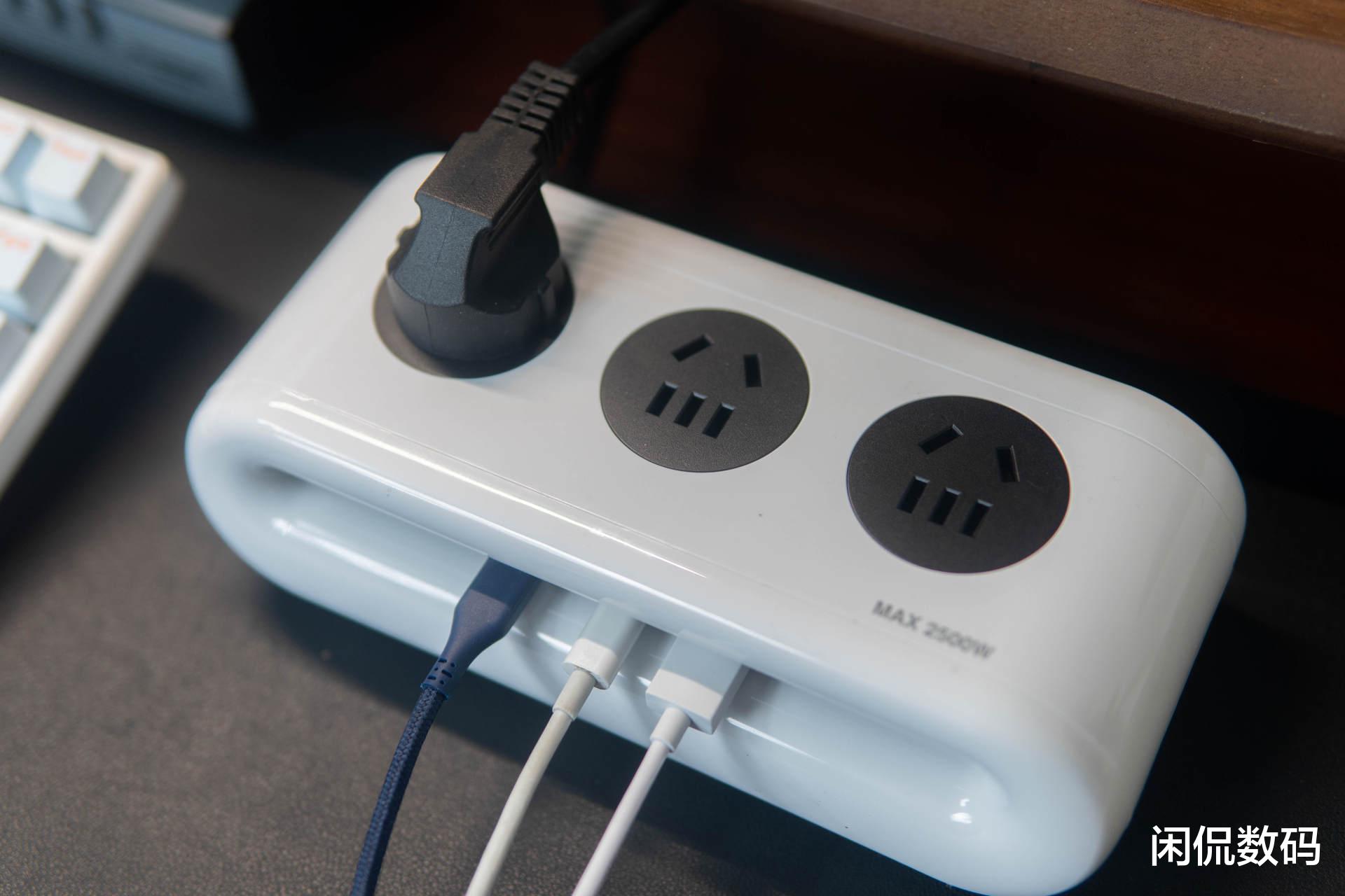 机箱|为桌面而生，告别充电头，图拉斯小云团桌面插座一站式供电中心